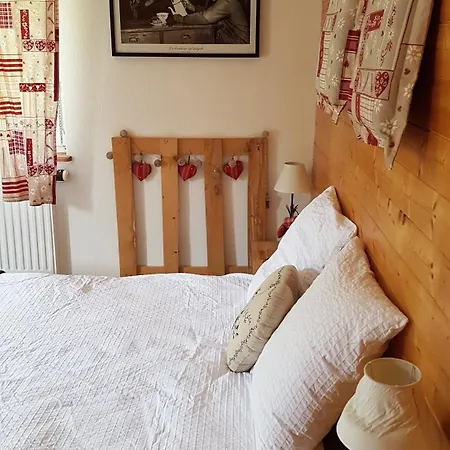 Des 3 Pins- D'hotes Bed & Breakfast 3*