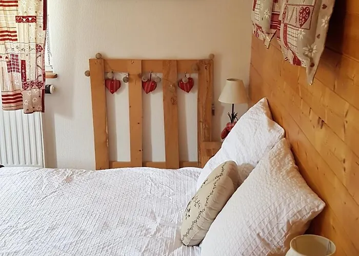 Des 3 Pins- D'hotes Bed & Breakfast 3*